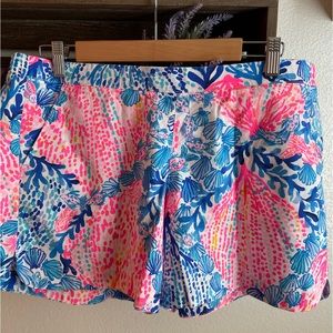 Lilly Pulitzer Shorts NWOT Size L